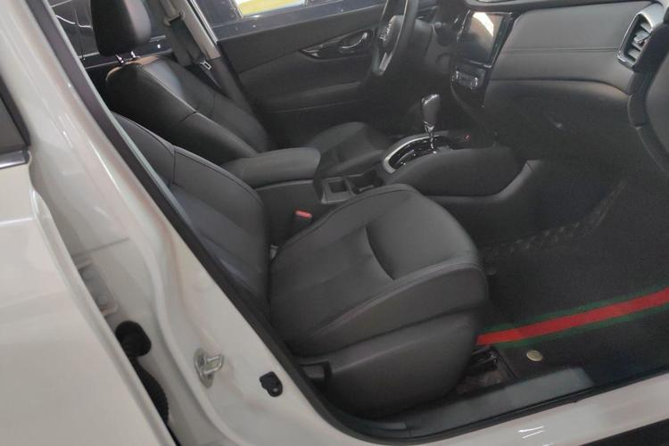 Used Nissan X-Trail 2022 Revised Version 2.0L Two-Wheel Drive Smart Connect & Comfort Edition Right Front Seat
