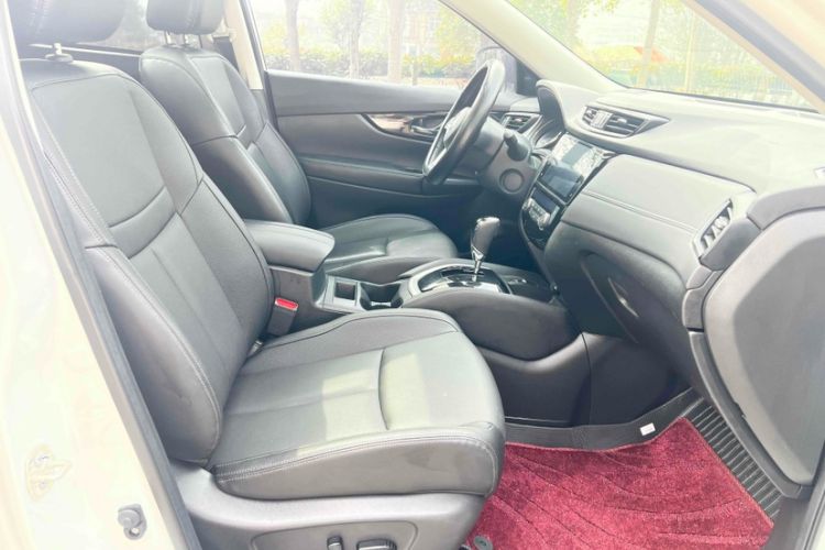 Used Nissan X-Trail 2022 Revised Version 2.0L Two-Wheel Drive Smart Connect Premium Edition Right Front Seat