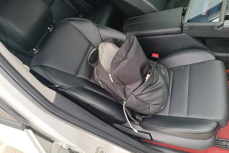 Used Nissan X-Trail 2022 VC-Turbo 300 CVT 2WD Star & Moon Limited Edition Right Front Seat