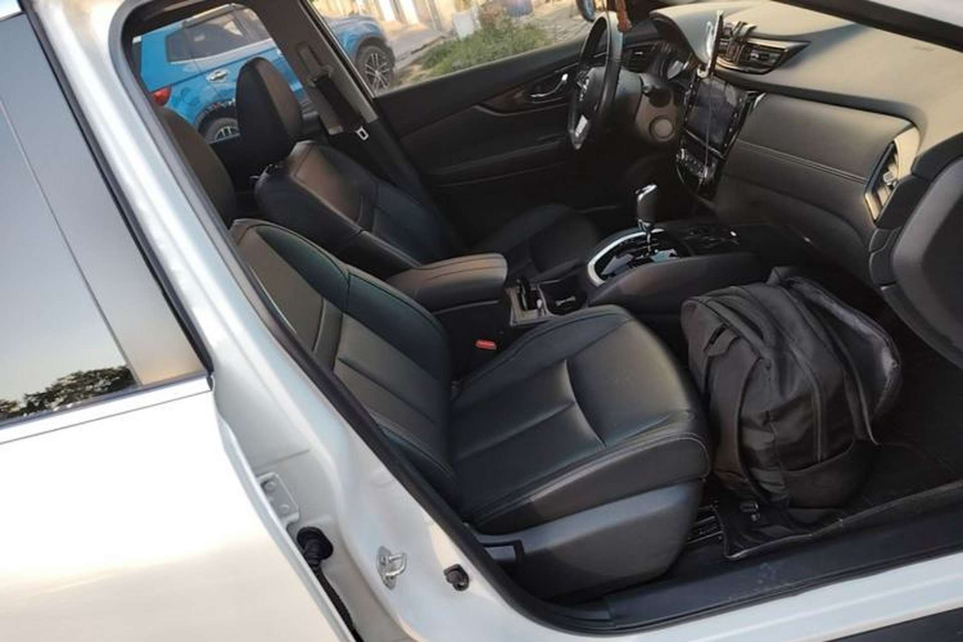 Used Nissan X-Trail 2022 2.0L Two-Wheel Drive Smart Connect & Comfort Edition Right Front Seat