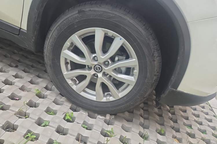 Used Nissan X-Trail 2022 2.0L Two-Wheel Drive Smart Connect Premium Edition Right Front Wheel Hub