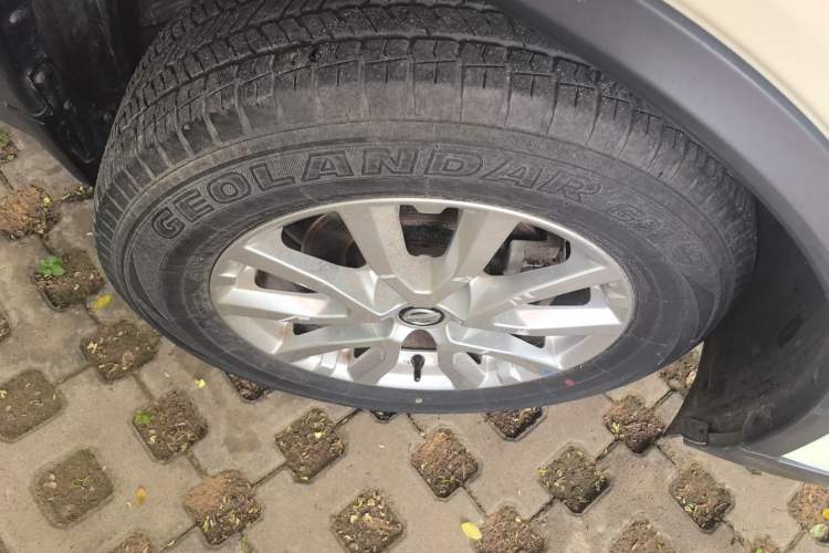Used Nissan X-Trail 2022 2.0L Two-Wheel Drive Smart Connect Premium Edition Right Front Wheel Hub