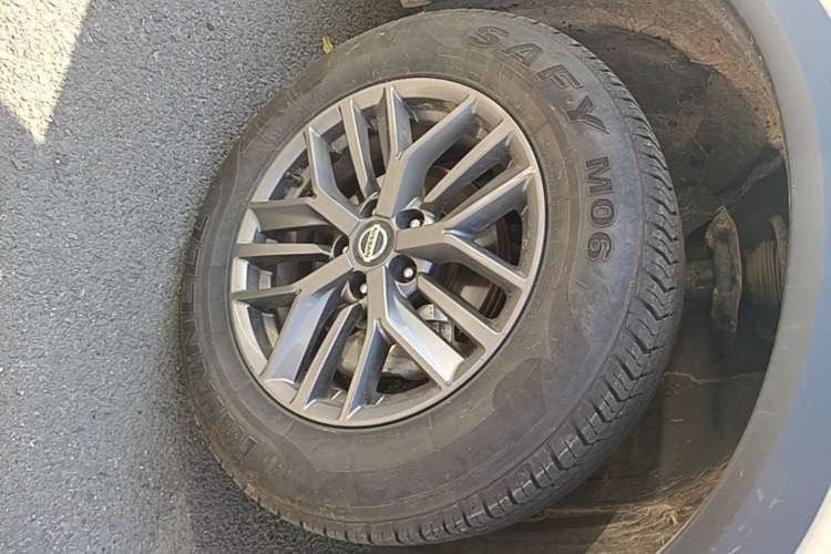 Used Nissan X-Trail 2022 VC-Turbo 300 CVT 2WD Star & Moon Limited Edition Right Front Wheel Hub