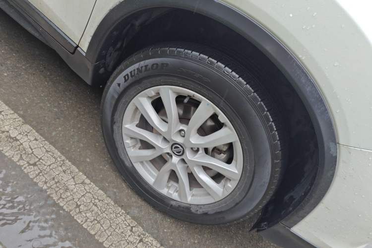 Used Nissan X-Trail 2022 2.0L Two-Wheel Drive Smart Connect & Comfort Edition Right Front Wheel Hub