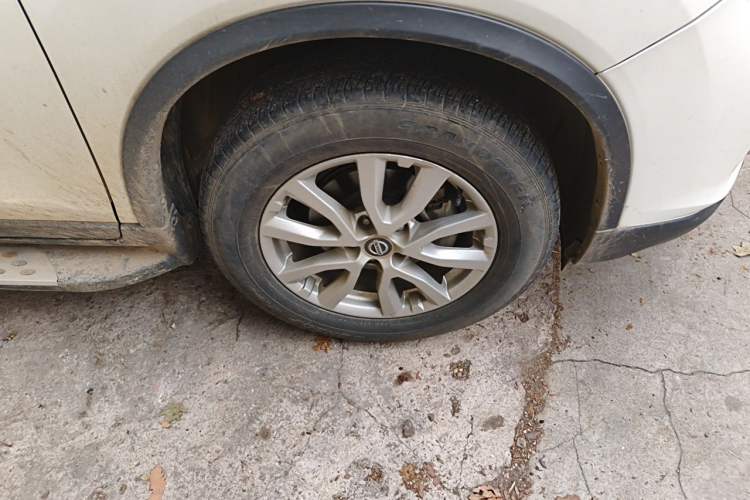 Used Nissan X-Trail 2022 2.0L Two-Wheel Drive Smart Connect & Comfort Edition Right Front Wheel Hub