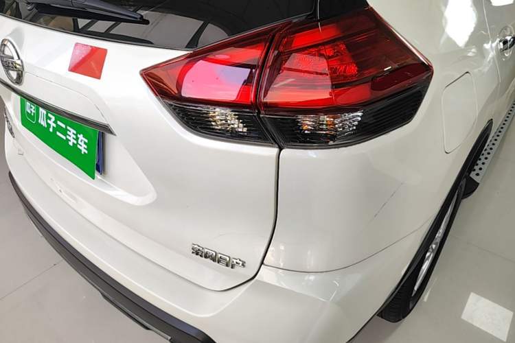 Used Nissan X-Trail 2022 2.0L Two-Wheel Drive Smart Connect Premium Edition Right Rear Taillight
