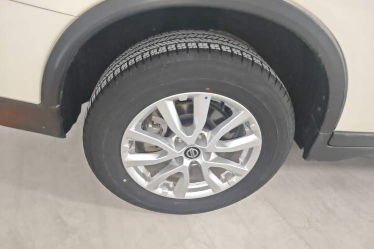 Used Nissan X-Trail 2022 Revised Version 2.0L Two-Wheel Drive Smart Connect Premium Edition Right Rear Wheel Hub