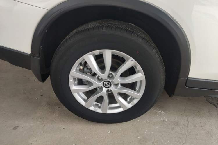 Used Nissan X-Trail 2022 Revised Version 2.0L Two-Wheel Drive Smart Connect & Comfort Edition Right Rear Wheel Hub