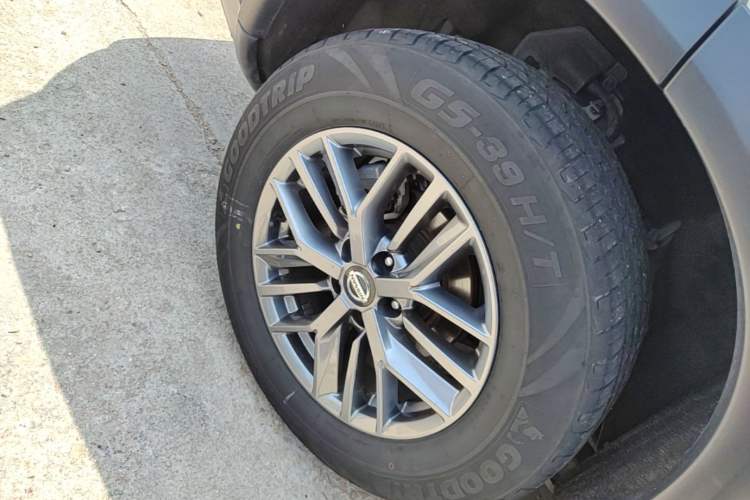 Used Nissan X-Trail 2022 VC-Turbo 300 CVT 2WD Star & Moon Limited Edition Right Rear Wheel Hub