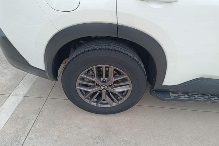 Used Nissan X-Trail 2022 VC-Turbo 300 CVT 2WD Star & Moon Limited Edition Right Rear Wheel Hub