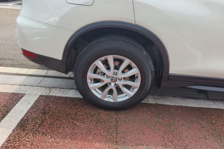 Used Nissan X-Trail 2022 2.0L Two-Wheel Drive Smart Connect Premium Edition Right Rear Wheel Hub