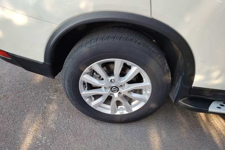 Used Nissan X-Trail 2022 2.0L Two-Wheel Drive Smart Connect & Comfort Edition Right Rear Wheel Hub