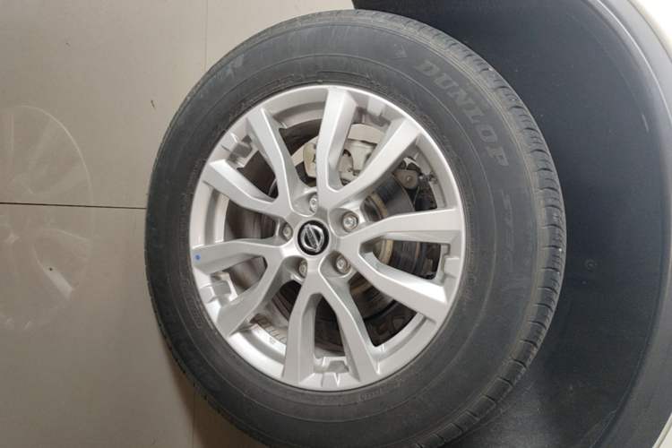 Used Nissan X-Trail 2022 2.0L Two-Wheel Drive Smart Connect & Comfort Edition Right Rear Wheel Hub