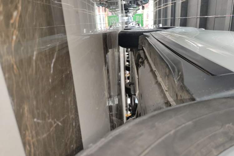 Used Nissan X-Trail 2022 2.0L Two-Wheel Drive Smart Connect & Comfort Edition Right Side Sill