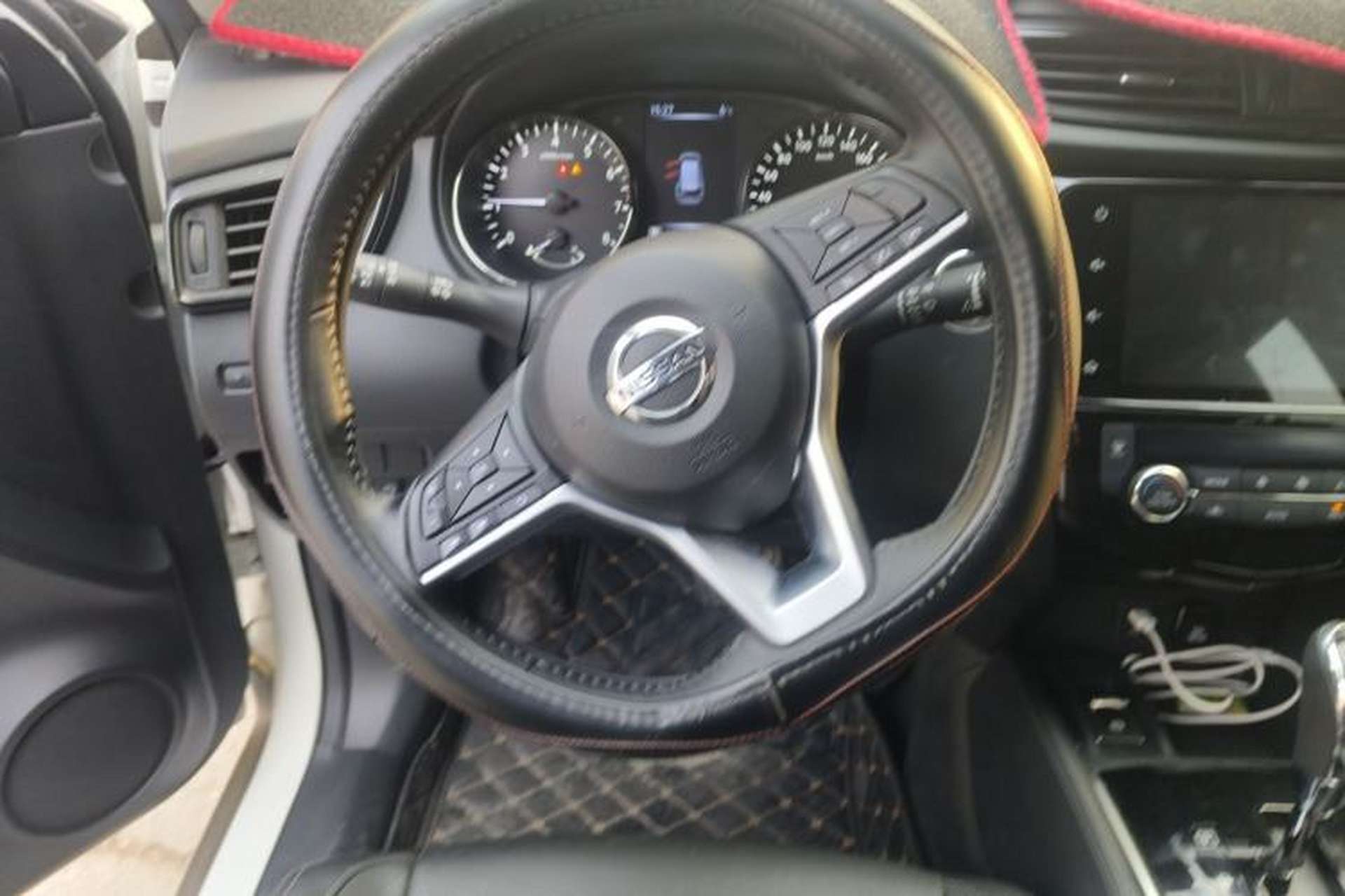 Used Nissan X-Trail 2022 2.0L Two-Wheel Drive Smart Connect & Comfort Edition Steering Wheel