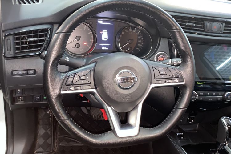 Used Nissan X-Trail 2022 2.0L Two-Wheel Drive Smart Connect & Comfort Edition Steering Wheel