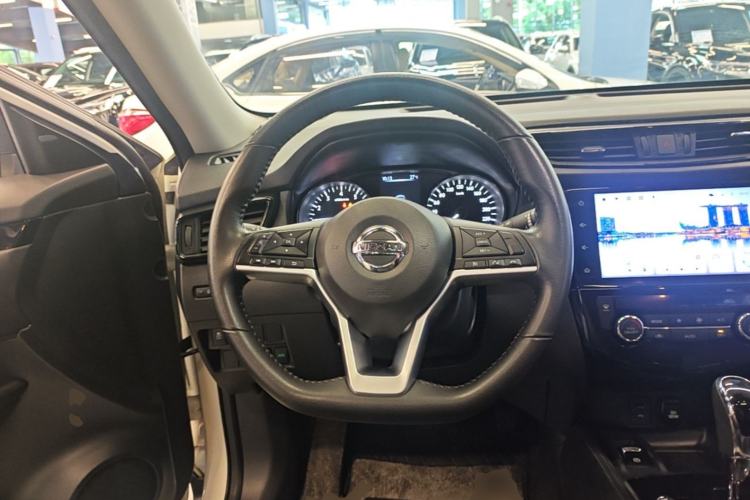 Used Nissan X-Trail 2022 Revised Version 2.0L Two-Wheel Drive Smart Connect Premium Edition Steering Wheel