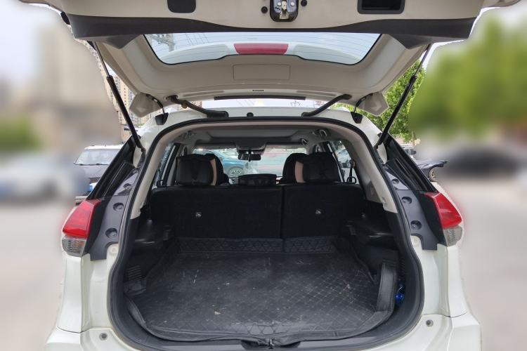 Used Nissan X-Trail 2022 Revised Version 2.0L Two-Wheel Drive Smart Connect Premium Edition Trunk