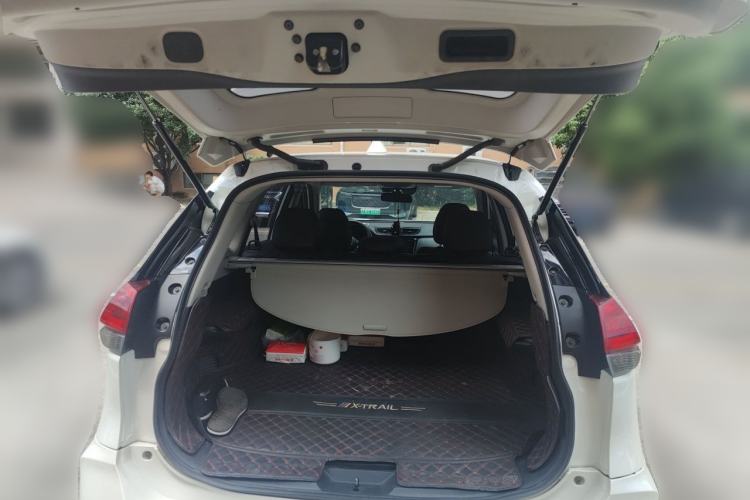 Used Nissan X-Trail 2022 Revised Version 2.0L Two-Wheel Drive Smart Connect Premium Edition Trunk