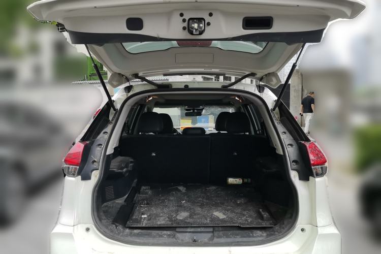 Used Nissan X-Trail 2022 2.0L Two-Wheel Drive Smart Connect Premium Edition Trunk