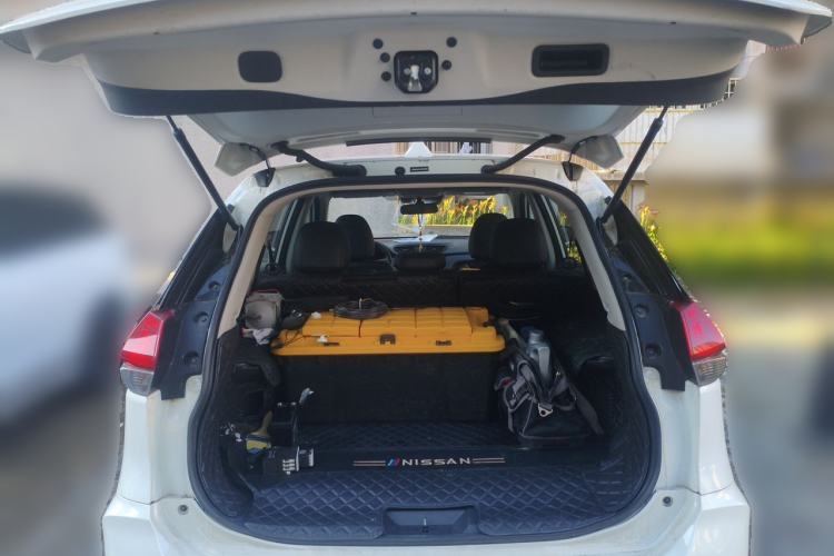 Used Nissan X-Trail 2022 2.0L Two-Wheel Drive Smart Connect Premium Edition Trunk