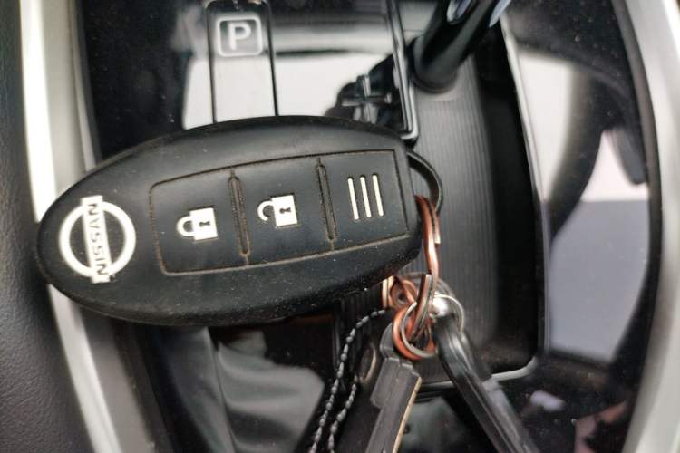 Used Nissan X-Trail 2022 2.0L Two-Wheel Drive Smart Connect Premium Edition Vehicle Key