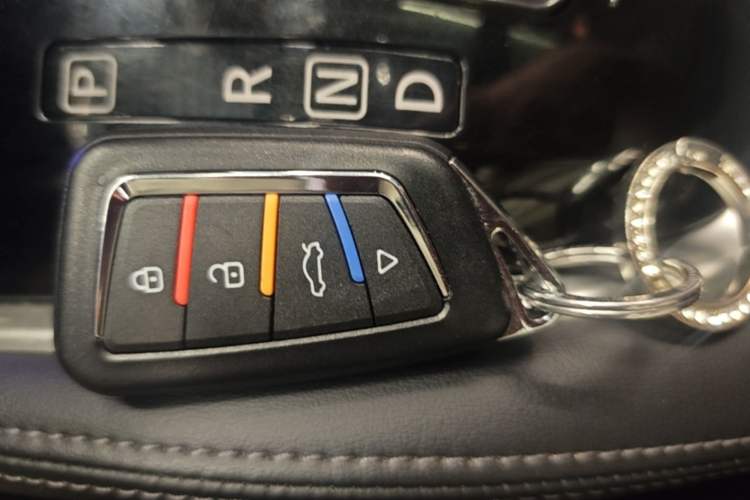 Used Nissan X-Trail 2022 2.0L Two-Wheel Drive Smart Connect Premium Edition Vehicle Key