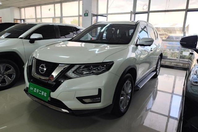 Used Nissan X-Trail 2022 2.0L Two-Wheel Drive Smart Connect Premium Edition