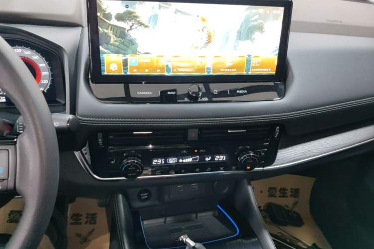 Used Nissan X-Trail 2023 e-POWER Ultra-Hybrid Dual-Motor All-Wheel-Drive Supreme Edition Audio And AC Panel