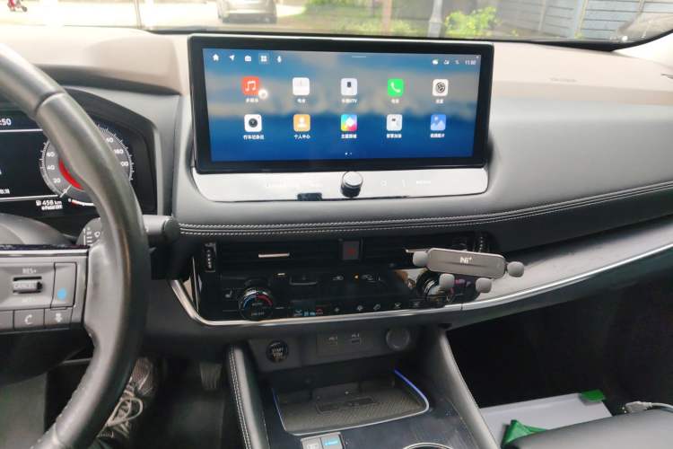 Used Nissan X-Trail 2023 e-POWER Ultra-Hybrid Dual-Motor All-Wheel-Drive Supreme Edition Audio And AC Panel