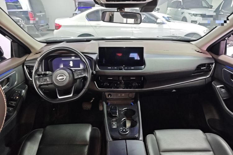 Used Nissan X-Trail 2023 e-POWER Ultra-Hybrid Dual-Motor All-Wheel-Drive Supreme Edition Center Console