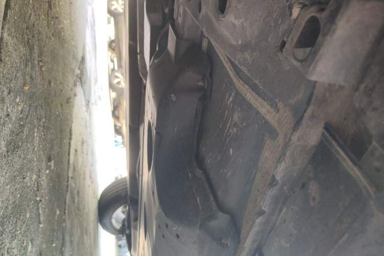 Used Nissan X-Trail 2023 Classic 2.0L Two-Wheel Drive Smart Connect Premium Edition Chassis Front Left