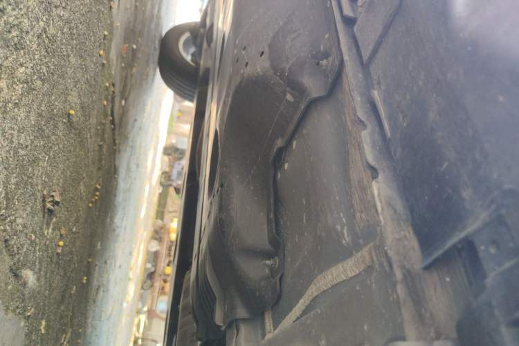 Used Nissan X-Trail 2023 Classic 2.0L Two-Wheel Drive Smart Connect Premium Edition Chassis Front Right