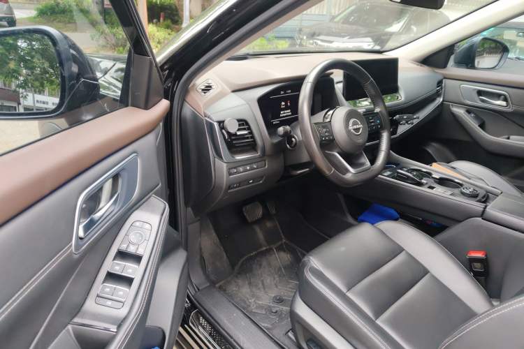 Used Nissan X-Trail 2023 e-POWER Ultra-Hybrid Dual-Motor All-Wheel-Drive Supreme Edition Driver Seat