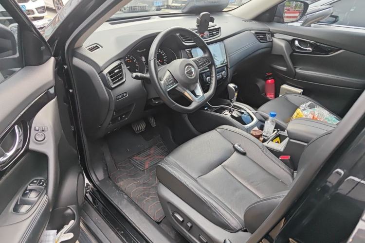 Used Nissan X-Trail 2023 Classic 2.0L Two-Wheel Drive Smart Connect & Comfort Edition Driver Seat
