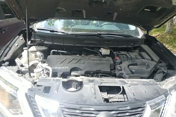 Used Nissan X-Trail 2023 Classic 2.0L Two-Wheel Drive Smart Connect & Comfort Edition Engine Bay