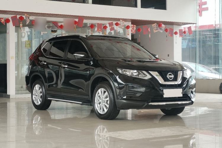 Used Nissan X-Trail 2023 Classic 2.0L Two-Wheel Drive Smart Connect & Comfort Edition Exterior 2