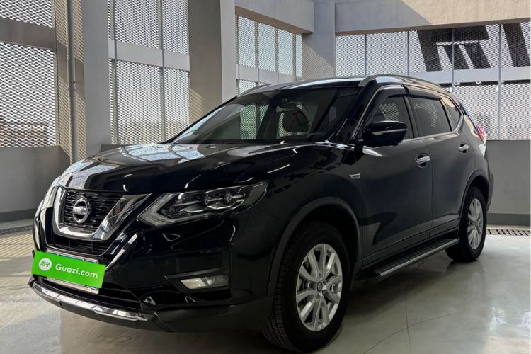 Used Nissan X-Trail 2023 Classic 2.0L Two-Wheel Drive Smart Connect Premium Edition Exterior 3
