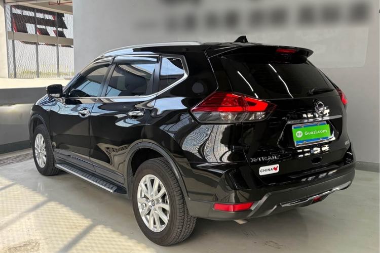 Used Nissan X-Trail 2023 Classic 2.0L Two-Wheel Drive Smart Connect Premium Edition Exterior 5