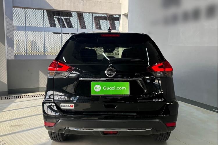 Used Nissan X-Trail 2023 Classic 2.0L Two-Wheel Drive Smart Connect Premium Edition Exterior 7