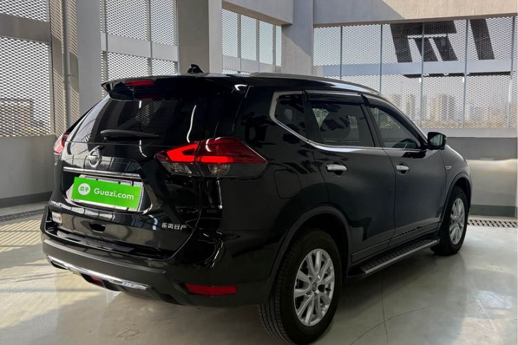 Used Nissan X-Trail 2023 Classic 2.0L Two-Wheel Drive Smart Connect Premium Edition Exterior 8