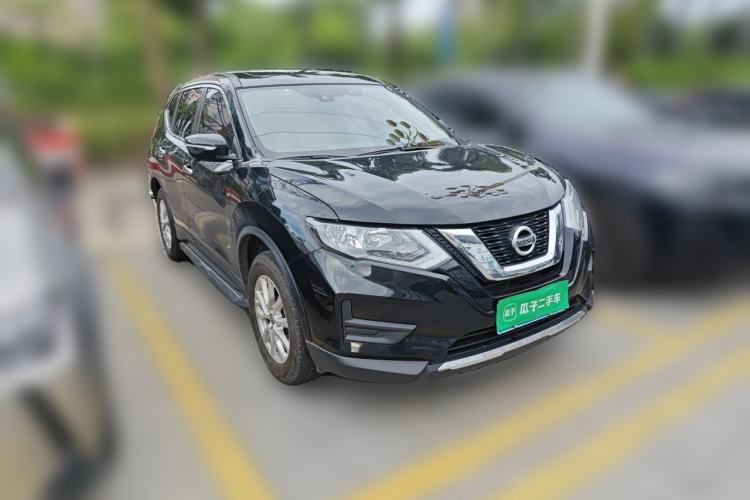Used Nissan X-Trail 2023 Classic 2.0L Two-Wheel Drive Smart Connect & Comfort Edition Front Right 45 Deg