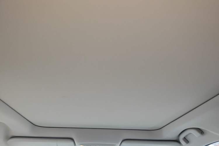 Used Nissan X-Trail 2023 Classic 2.0L Two-Wheel Drive Smart Connect & Comfort Edition Headliner