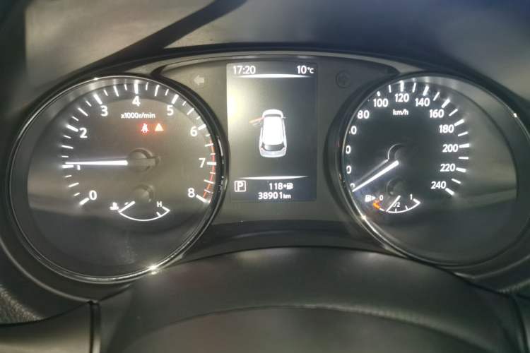 Used Nissan X-Trail 2023 Classic 2.0L Two-Wheel Drive Smart Connect Premium Edition Instrument Cluster