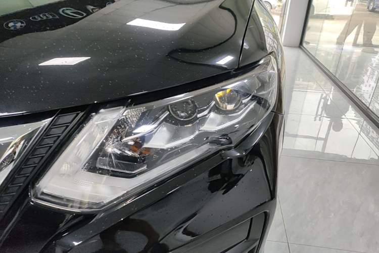 Used Nissan X-Trail 2023 Classic 2.0L Two-Wheel Drive Smart Connect Premium Edition Left Front Headlight