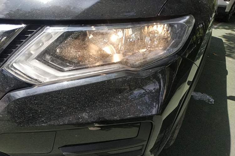 Used Nissan X-Trail 2023 Classic 2.0L Two-Wheel Drive Smart Connect & Comfort Edition Left Front Headlight