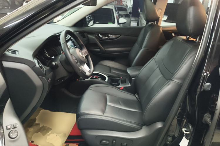 Used Nissan X-Trail 2023 Classic 2.0L Two-Wheel Drive Smart Connect & Comfort Edition Left Front Seat
