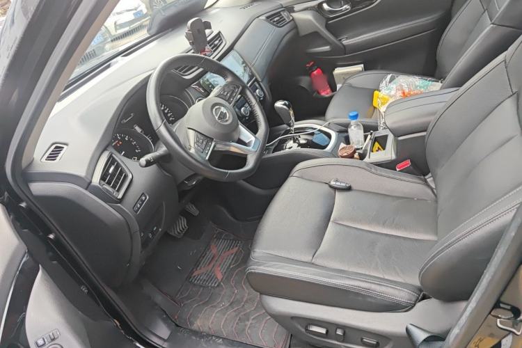 Used Nissan X-Trail 2023 Classic 2.0L Two-Wheel Drive Smart Connect & Comfort Edition Left Front Seat