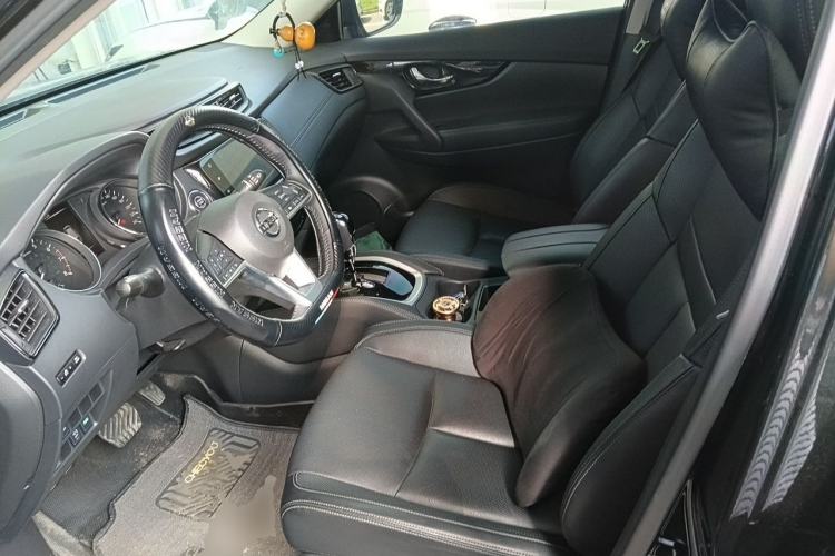 Used Nissan X-Trail 2023 Classic 2.0L Two-Wheel Drive Smart Connect & Comfort Edition Left Front Seat