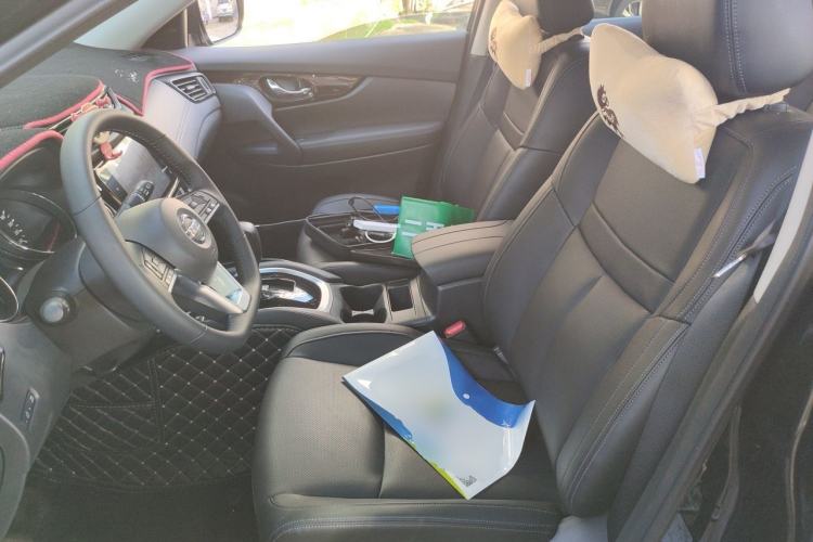 Used Nissan X-Trail 2023 Classic 2.0L Two-Wheel Drive Smart Connect Premium Edition Left Front Seat